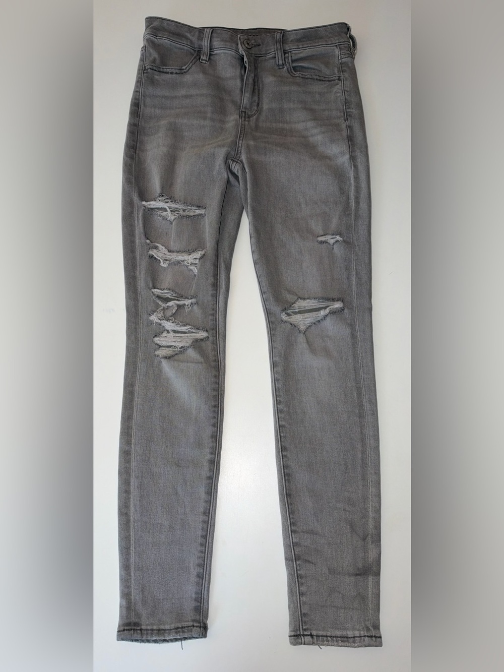 American Eagle Outfitters Gray Ripped Skinny Jeans